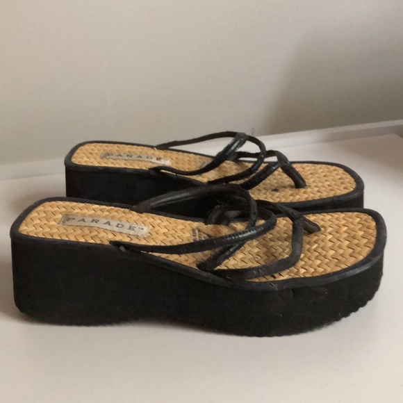 Parade Sandals - Picture 2 of 5